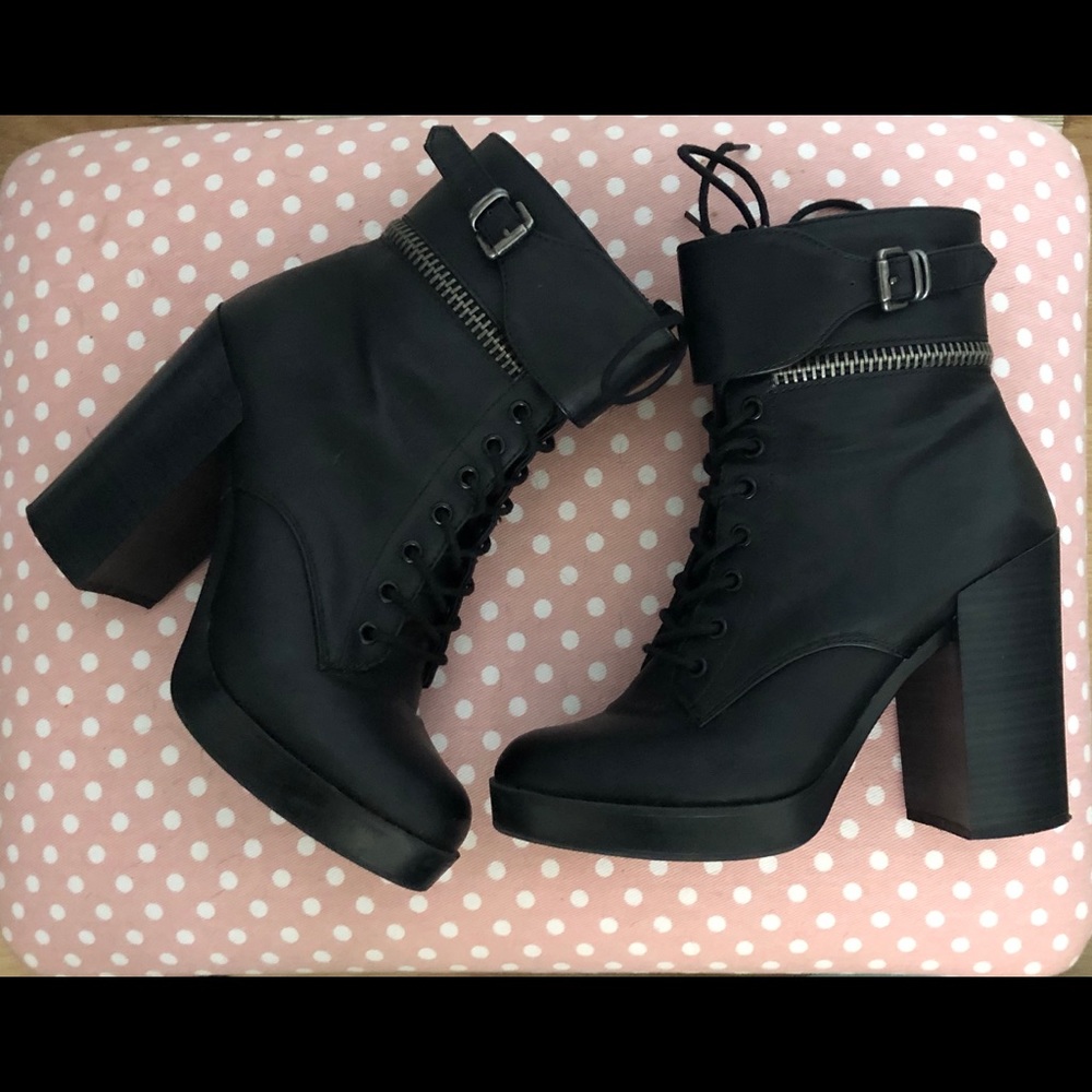 Platform Combat Boot 7.5